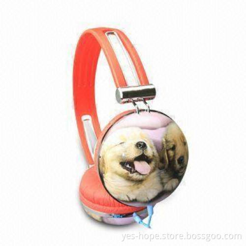 Headphones with 3.5mm Stereo Plug and 20Hz to 20kHz Frequency for DVDs/CDs/MP3/Apple's iPod